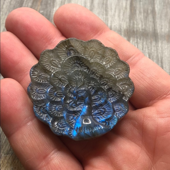Peacock labradorite Handmade crystal Spirit charm - Picture 2 of 6